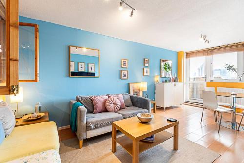 Farringdon Apartamento | Chancery Lane Gem with Balcony and Lift