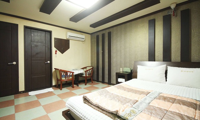 Namji Hotel | Changnyeong Namji Love Holic