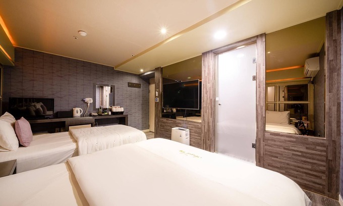 Sangnam-dong Hotel | Changwon Sangnam-dong Angel