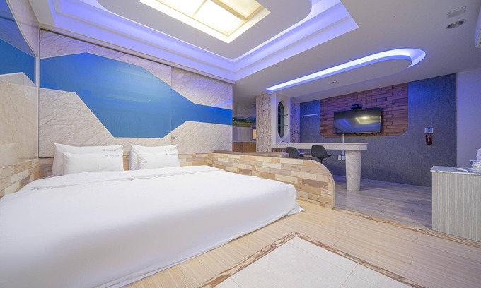 Sangnam-dong Hotel | Changwon Sangnam-dong Tong
