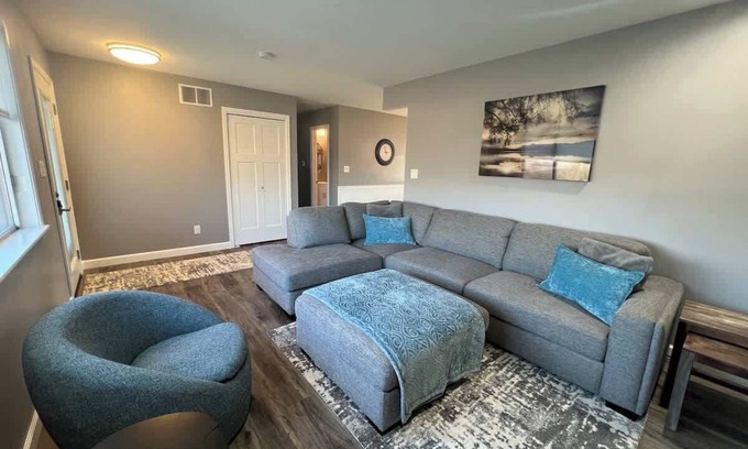 Dowagiac Cabaña | Channel House on Indian Lake
