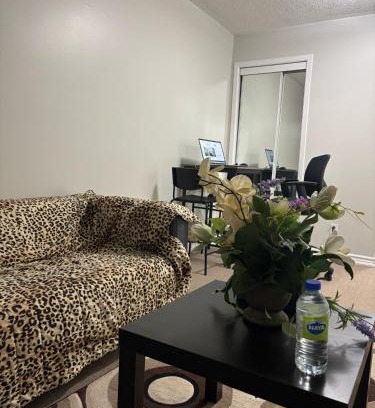 Woodbine Gardens Apartamento | Chapman H