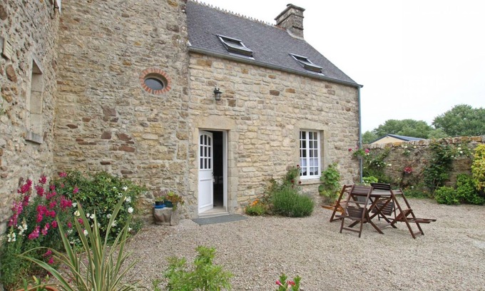 Saint-Germain-de-Tournebut Cabaña | ¡Encantadora casa con jardín, cerca de playas y atracciones del Cotentin!