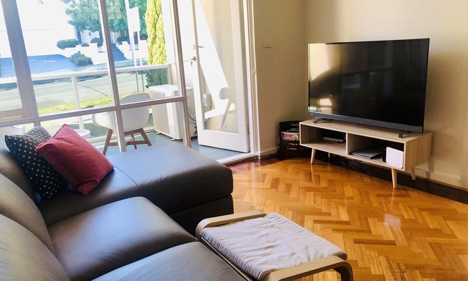 Caulfield North Apartamento | Carácter, comodidad y conveniencia en Caulfield Nth