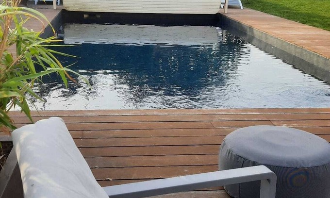 Marsannay-le-Bois Casa | Character house with swimming pool