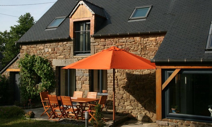 Bonnemain Casa | Character house sleeps 7 - in the countryside near Saint Malo
