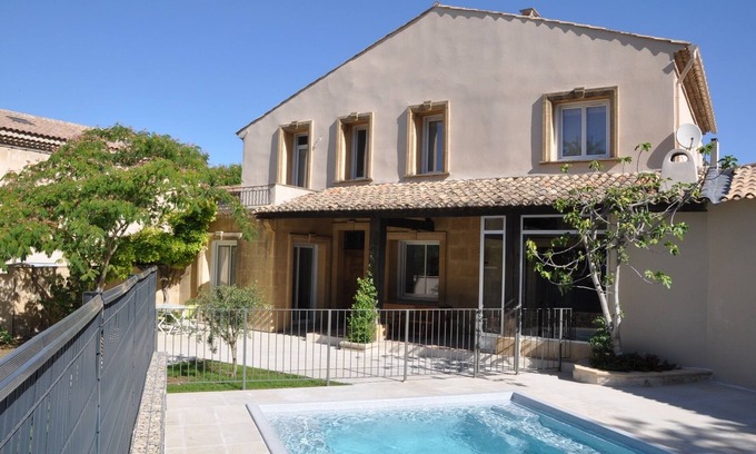 Mallemort Casa | Casa de carácter con piscina