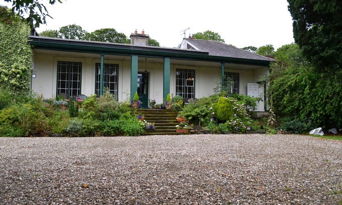 Ballymoney Casa | Carácter Old Mill House cerca de la Calzada y Costa de los Gigantes - Capacidad para 10-21 personas