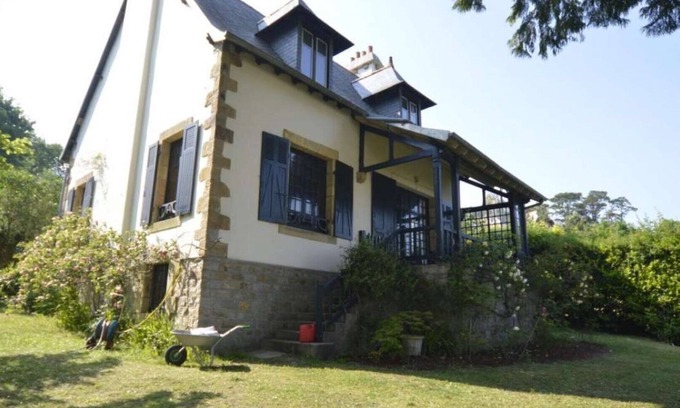Morgat Villa | VILLA DE PERSONAJES DE LOS AÑOS 30