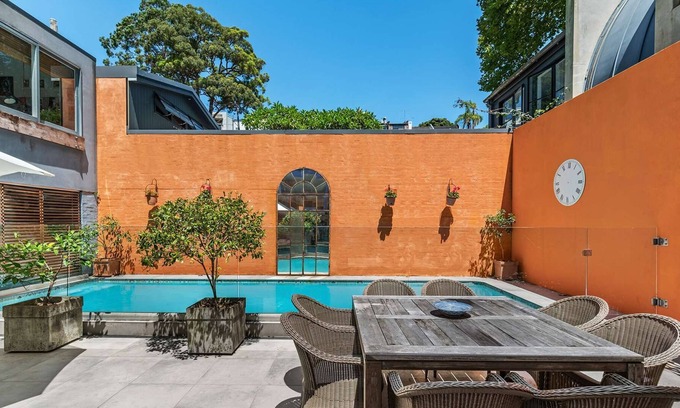 Paddington Casa | Characterful 4BR home w/ pool, full of artwork w/ galleries close by