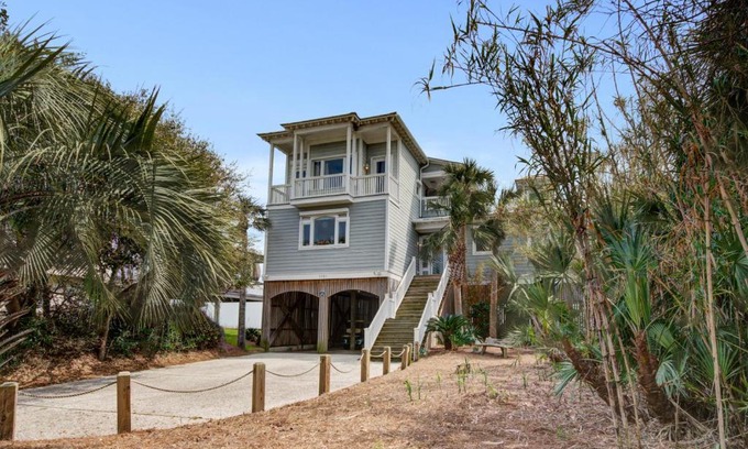 Folly Beach Casa | Charisma By The Sea