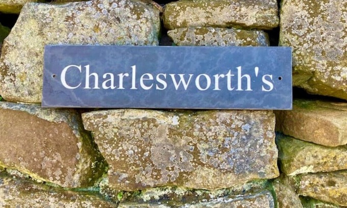 Sheffield Cabaña | Charlesworths. Barn Conversion on the Edge of the Peak District