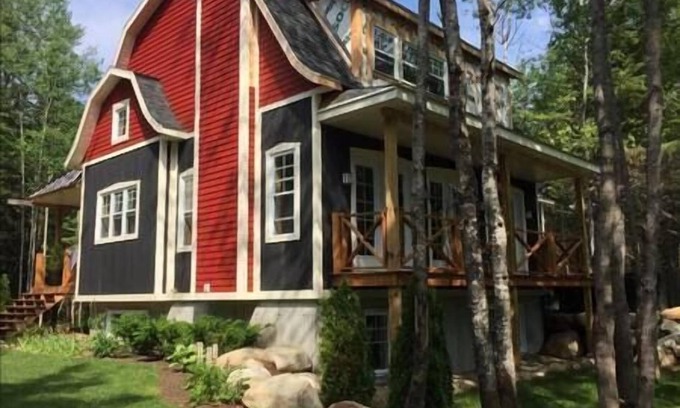 Saint Aime Des Lacs Chalet De Esquí | Charlevoix - Chalet Desjardins
