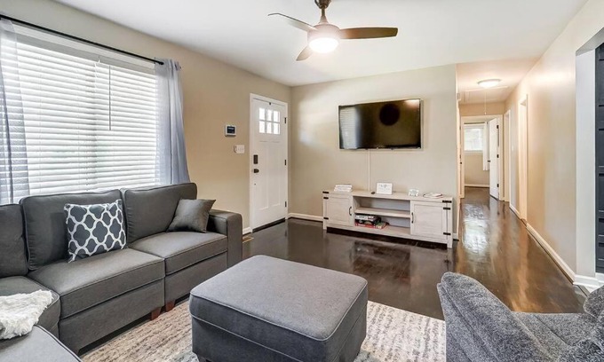 Oak Forest Casa | Charlotte Charm Haven with Outdoor TV