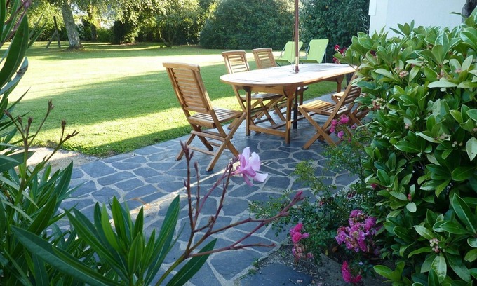 Bannalec Casa | Belleza y tranquilidad, a 15 km del mar, gran parque cerrado, Wifi, 3 ***