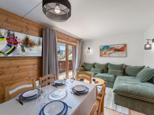 Meribel Village Apartamento | Charmant 3 pièces avec 2 chambres, terrasse, parking et Wi-Fi à Méribel - FR-1-566-61