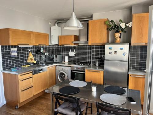 Louis Bertrand-Mirabeau-Semard Apartamento | Charmant appartement à 2 min de Paris