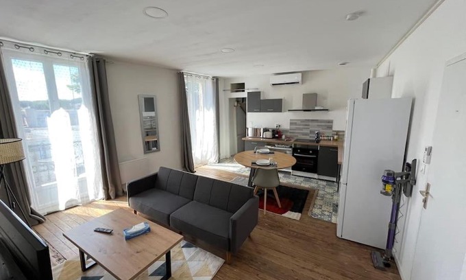 Perigueux Apartamento | Charmant appartement avec balcon proche du centre.