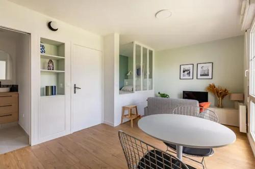 Saint-Denis Apartamento | Charmant appartement calme proche de Paris