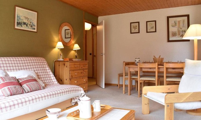 Meribel Centre Apartamento | Charmant appartement proche pistes avec balcon et parking – Méribel - FR-1-180-358