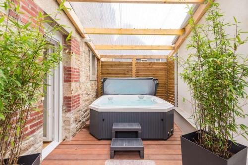 Guingamp Apartamento | Charmant Duplex avec jacuzzi Guingamp centre