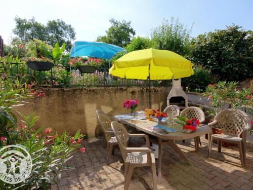 Bussieres Casa | Charmant gîte avec jardin, WiFi, animaux admis - FR-1-496-90