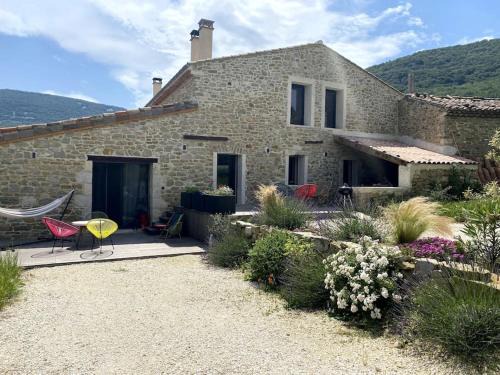 Soyans Casa | Charmant gîte de campagne en Drôme provençale