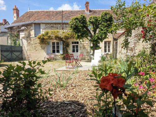 Verneuil-le-Chateau Casa | Charmant gîte familial en Touraine avec cheminée - FR-1-381-617