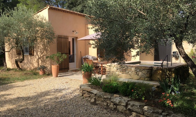 Aubais Cabina | Charmant Gîte Proximité Camargue , Sommières Avec Mini Piscine en Garrigue