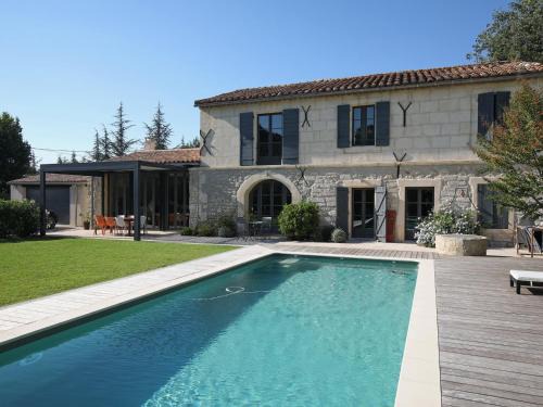 Saint-Etienne-du-Gres Casa | *Charmant Mas Rénové avec Piscine et Jardin au Cœur de la Provence!* - FR-1-599-17
