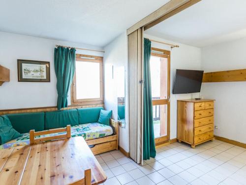Montchavin Apartamento | Charmant studio à Montchavin proche pistes, balcon, parking, équipé pour 4 pers. - FR-1-329-53