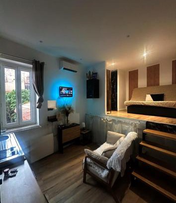 Aubagne Apartamento | Charmant Studio Climatisé plein centre d'Aubagne