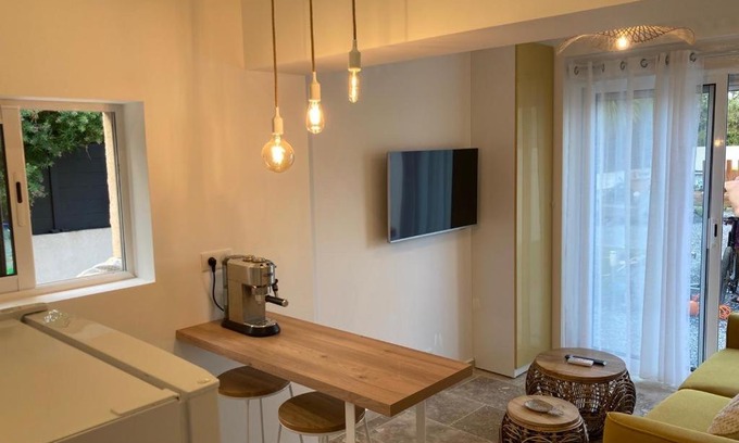 La Seyne-sur-Mer Apartamento | Charmant Studio dans villa - parking - jardin