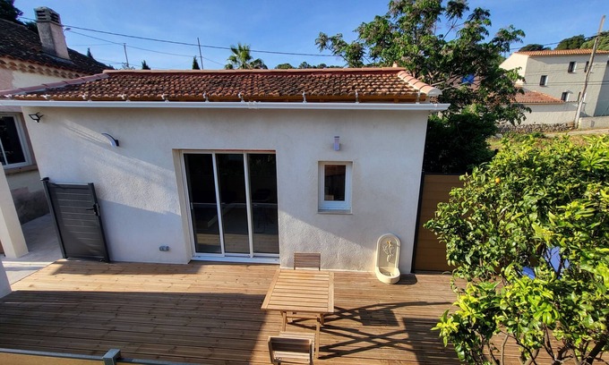 Le Pradet Apartamento | Charmant Studio Indépendant à 350 m de la Plage