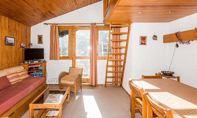 Montchavin Apartamento | Charmant T2 Montchavin La Plagne, 36m², balcon sud, proche pistes et commerces, parking gratuit - FR-1-329-83