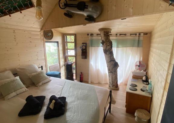 Saintry-sur-Seine Chalet De Esquí | Charmante cabane perchée