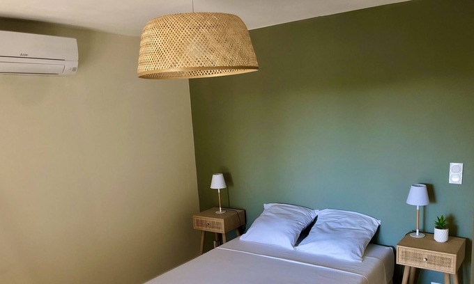 Puechabon Cama Y Desayuno | Charmante Chambre D'hôte en Pleine Nature Avec Piscine