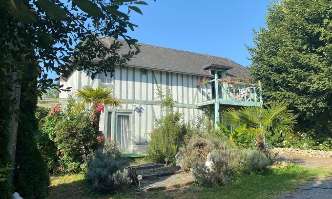 Pont-l'Eveque Casa | Charmante Maison A Colombages