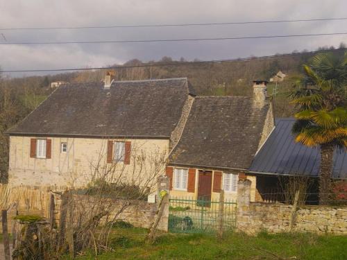 Grezes Casa | Charmante Maison Périgourdine avec Jardin Clos, Cheminée et à Proximité des Sites Préhistoriques - FR-1-616-291