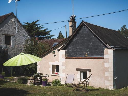 Athee-sur-Cher Casa | Charmante maison proche Châteaux de la Loire, jardin privé, parfait pour couples et familles - FR-1-381-371