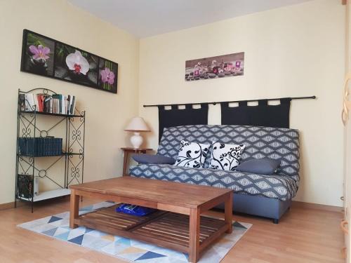 Surgeres Casa | Charmante maisonnette 2 personnes avec wifi
