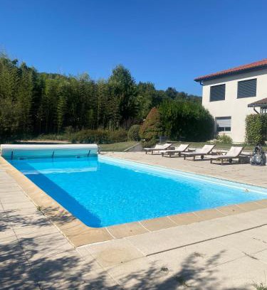 Dagneux Apartamento | Charmante Maisonnette au calme, proche de Lyon