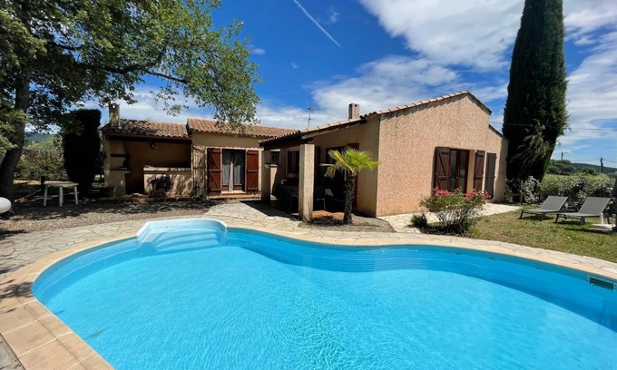 Flayosc Villa | Charmante Villa Provençale de 3 Chambres à 450m du Centre de Flayosc