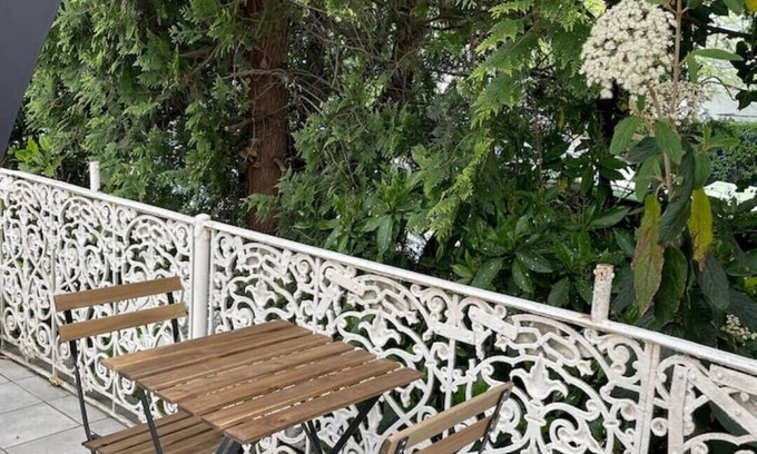 Bad Nauheim Apartamento | Charmanter Altbau mit Terrasse am Stadtpark