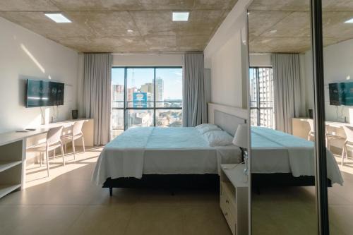 Zona 01 Apartamento | Charme e Conforto ! CA1104