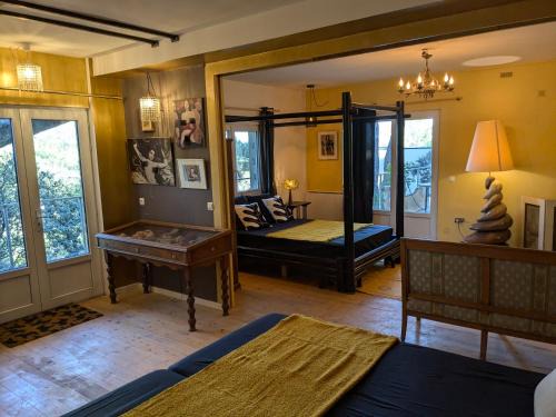 Vedene Apartamento | Charme, vue et piscine naturelle