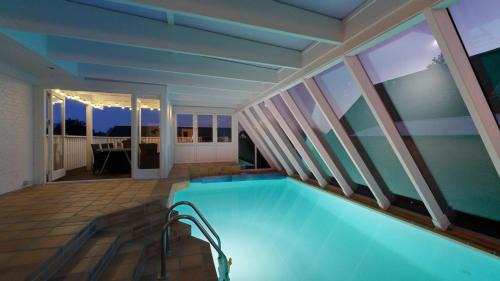 Vodskov Apartamento | Charmerende 4BR Feriehus med Pool og Have