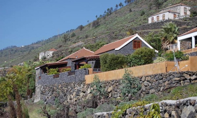 Los Quemados Cabaña | Casa Cabrera: Encanto Rural con Vistas al Mar y Terraza en La Palma