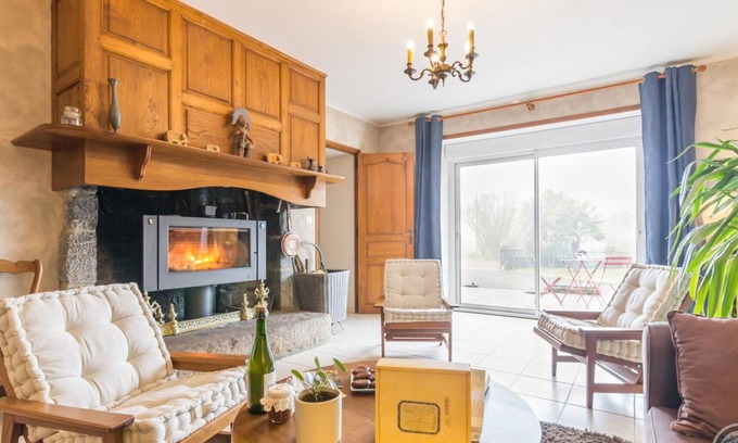 Bricqueville-la-Blouette Cabaña | Casa rural con spa, terraza y jardín en Bricqueville-la-Blouette