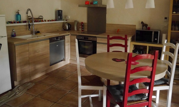 Sainte-Eulalie-de-Cernon Casa | Charming house in Medieval village